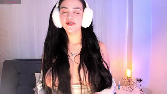 miel gomez online show from January 2025 01:16:01 AM