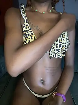 pretty maliah online show from February 2026 09:49:02 PM