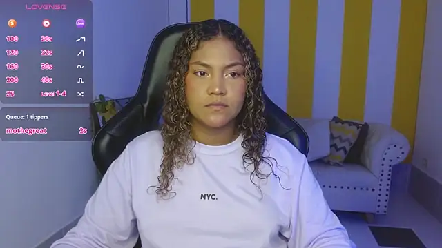 Cristal War online show from January 2025 11:33:01 PM