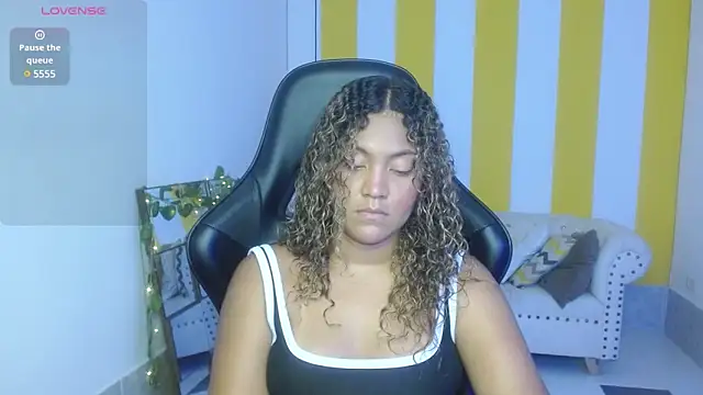 Cristal War online show from February 2025 11:23:02 PM