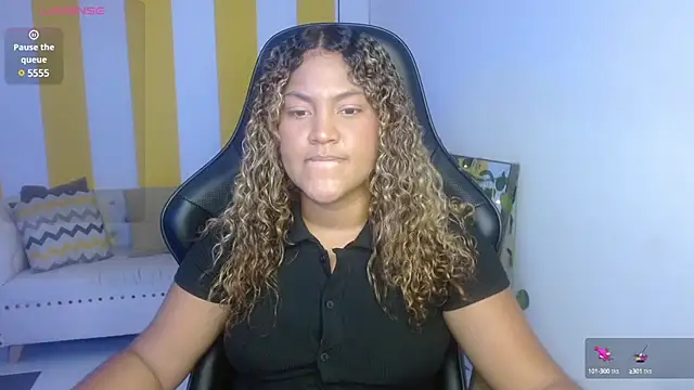 Cristal War online show from February 2025 11:15:01 PM