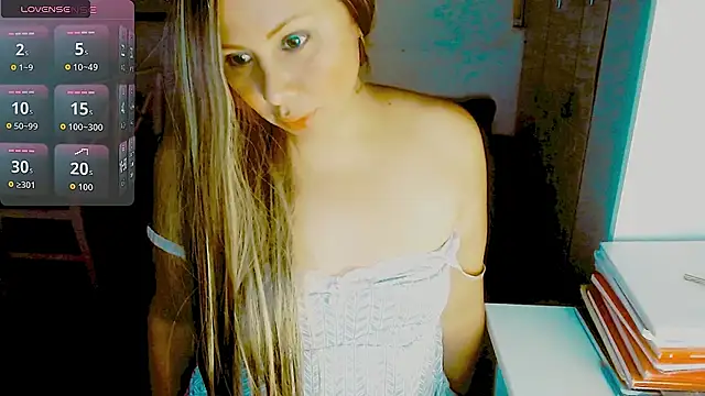Snapshot of Camil2025 chatting on June 2026 02:35:01 AM Camil2025 online show from June 2026 02:35:01 AM