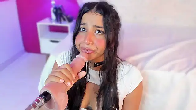 Miliaangeles online show from February 2025 06:16:01 PM