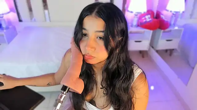 Miliaangeles online show from September 2025 12:05:02 PM