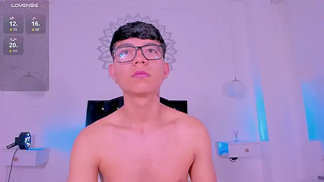 CodyTwink online show from October 2025 07:29:01 AM