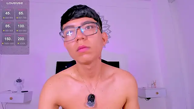 CodyTwink online show from March 2026 01:48:02 PM