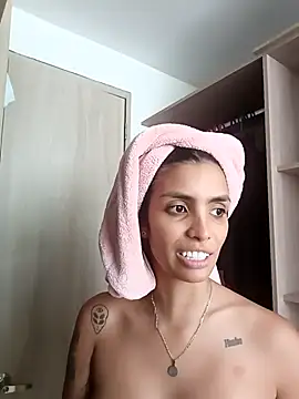 DeuxGold online show from November 2025 05:56:01 PM