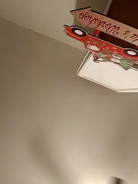 AllLeggs online show from December 2024 08:16:01 AM