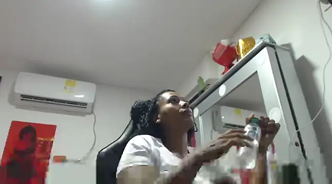 CandyBlackFunXXX online show from March 2025 05:46:01 PM