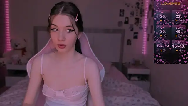 CoddleWeeper  online show from December 2024 02:22:01 PM