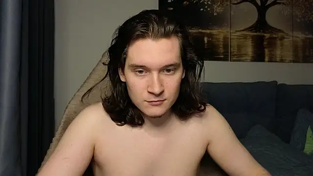 Snapshot of MoreRealAlex chatting on May 2026 05:52:01 PM MoreRealAlex online show from May 2026 05:52:01 PM