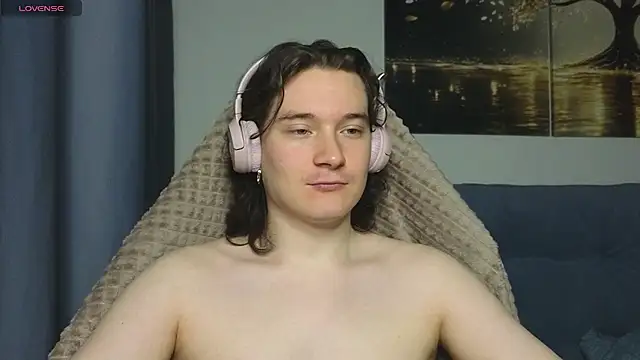 MoreRealAlex online show from July 2026 06:37:02 PM
