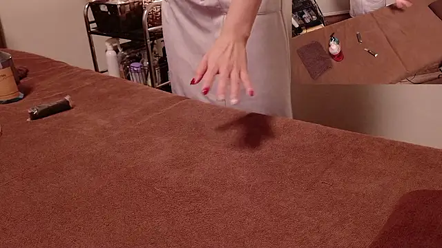 ManaMi-maru online show from October 2025 12:28:02 PM