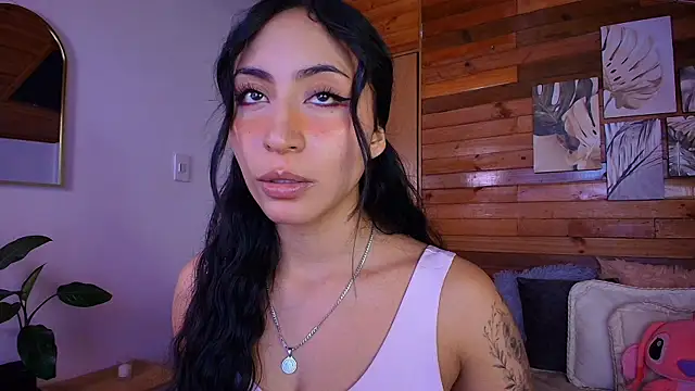 amber curly online show from April 2026 08:45:02 PM