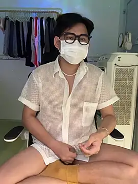 Snapshot of MinhTuanLive chatting on March 2025 11:53:02 AM MinhTuanLive online show from March 2025 11:53:02 AM