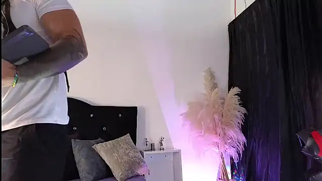 john cartter1 online show from October 2025 11:11:01 AM