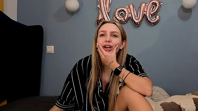 Snapshot of AnnaMaee chatting on March 2025 12:48:01 AM AnnaMaee online show from March 2025 12:48:01 AM