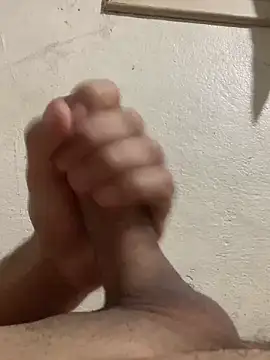 Snapshot of rodrig3105 chatting on March 2025 03:42:01 AM rodrig3105 online show from March 2025 03:42:01 AM