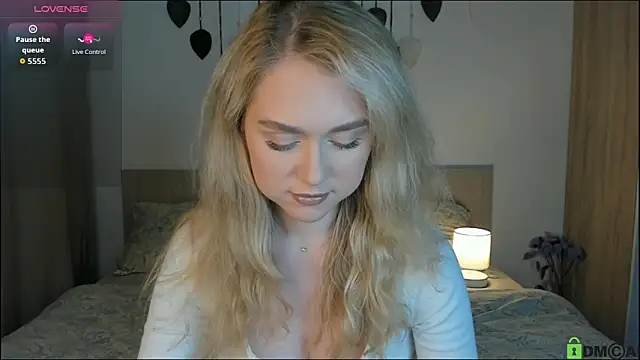 TheVanessaMaes online show from September 2025 11:38:01 PM