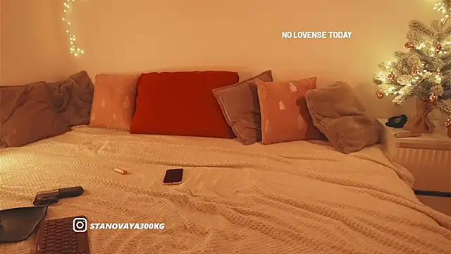 Snapshot of kris69kiss chatting on December 2024 09:39:02 AM kris69kiss online show from December 2024 09:39:02 AM