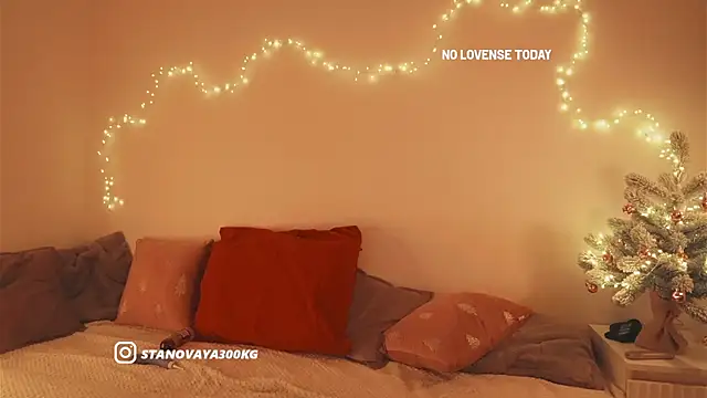 Snapshot of kris69kiss chatting on December 2024 03:47:02 PM kris69kiss online show from December 2024 03:47:02 PM