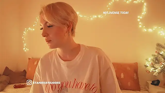 Snapshot of kris69kiss chatting on December 2024 02:02:02 PM kris69kiss online show from December 2024 02:02:02 PM