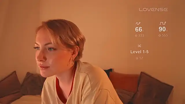 Snapshot of kris69kiss chatting on January 2025 08:53:02 PM kris69kiss online show from January 2025 08:53:02 PM