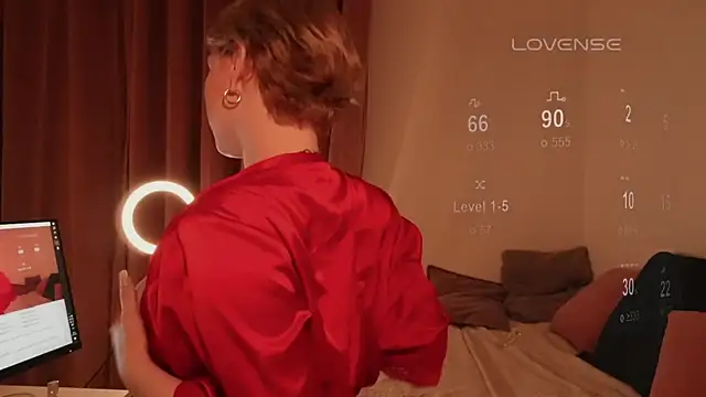 Snapshot of kris69kiss chatting on January 2025 05:37:02 PM kris69kiss online show from January 2025 05:37:02 PM