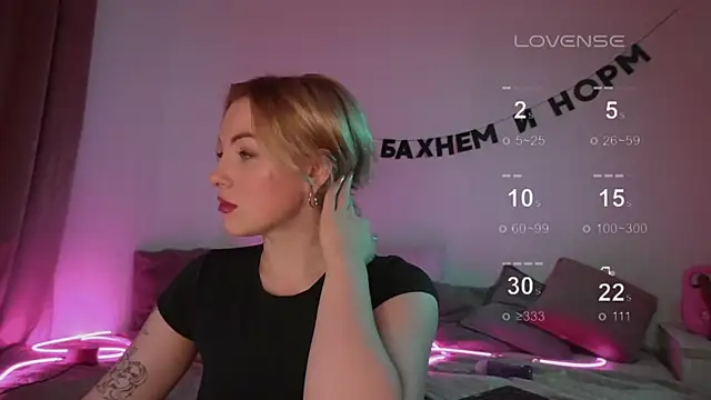 Snapshot of kris69kiss chatting on March 2025 10:02:01 AM kris69kiss online show from March 2025 10:02:01 AM