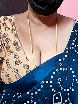 ananya956 online show from September 2025 03:50:01 PM