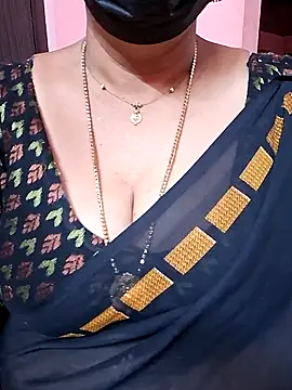 ananya956 online show from October 2025 09:38:01 PM