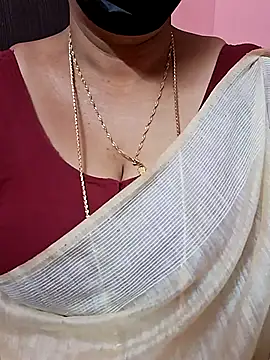 ananya956 online show from January 2026 01:43:01 AM