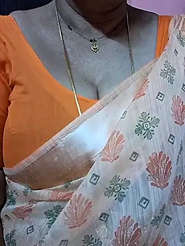 ananya956 online show from April 2026 04:15:02 PM