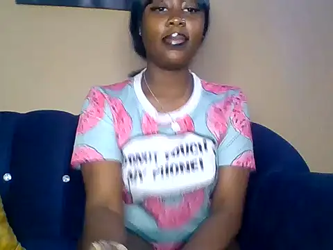 Lyiaspark online show from February 2025 05:48:01 PM