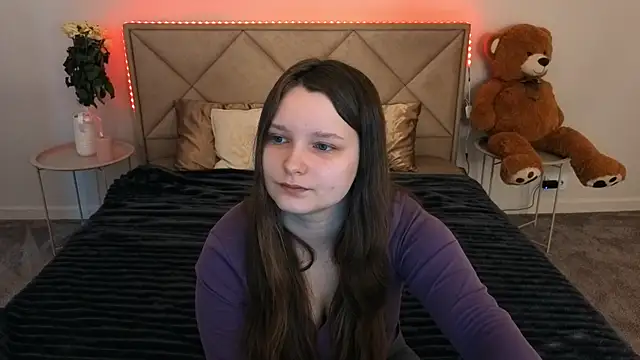 MagicPeachh  online show from March 2026 07:13:02 AM