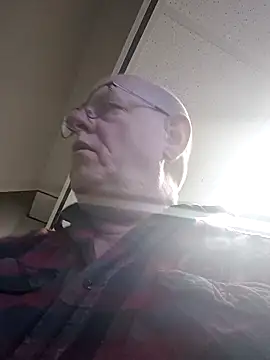 andrejoyfull64 online show from April 2026 11:15:02 AM