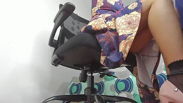 audrey lawrence online show from February 2025 07:35:02 PM