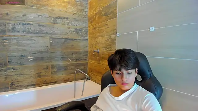 Bryce Evans online show from March 2025 12:01:02 AM