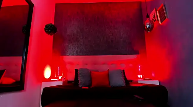 Bella salvatore online show from December 2024 08:10:02 PM