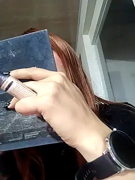 taaylor33 online show from January 2025 04:50:02 AM