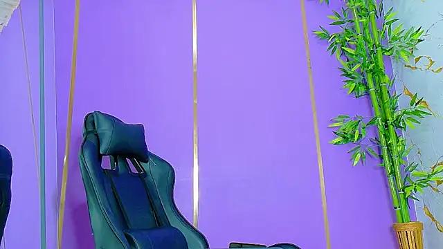 scarlet-jonesx online show from October 2025 07:41:01 AM