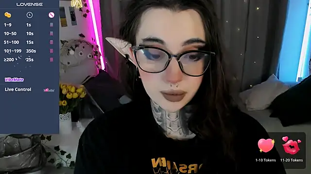 Dixi Pixi  online show from October 2025 05:48:02 AM