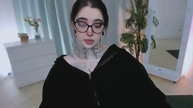 Snapshot of Dixi_Pixi_ chatting on June 2026 05:41:01 AM Dixi Pixi online show from June 2026 05:41:01 AM