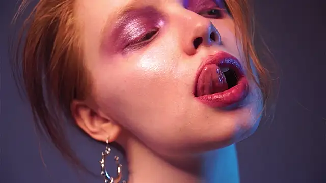 ginger hugs online show from January 2025 01:09:02 AM