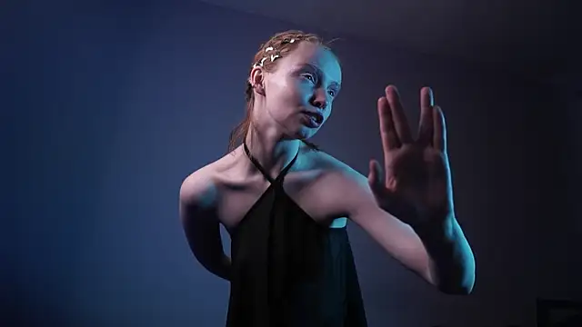 ginger hugs online show from March 2025 04:17:02 AM