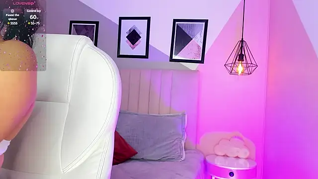 Snapshot of Chloe_fischer_ chatting on February 2025 02:15:02 PM Chloe fischer online show from February 2025 02:15:02 PM