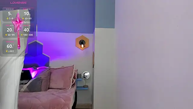 Snapshot of Chloe_fischer_ chatting on September 2025 02:28:02 PM Chloe fischer online show from September 2025 02:28:02 PM