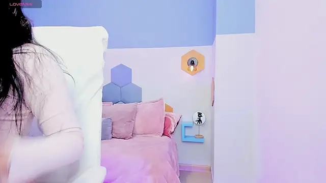 Snapshot of Chloe_fischer_ chatting on October 2025 02:50:01 PM Chloe fischer online show from October 2025 02:50:01 PM