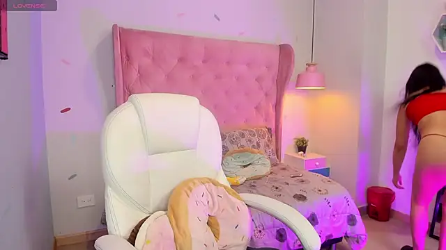 Snapshot of Chloe_fischer_ chatting on February 2026 03:53:02 PM Chloe fischer online show from February 2026 03:53:02 PM