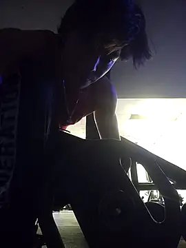 Karimferrer online show from December 2024 02:38:02 PM